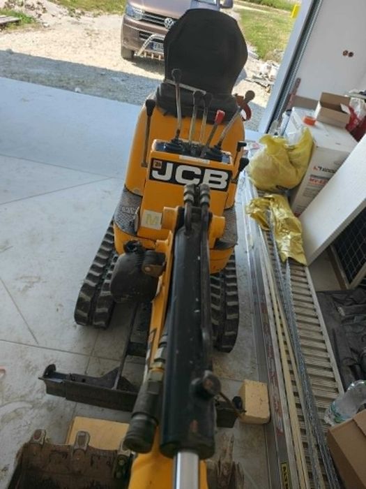 Minikoparka JCB 8008 CTS