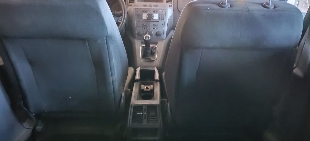 Продам  машину !Под  ремонт! 1400 ₴