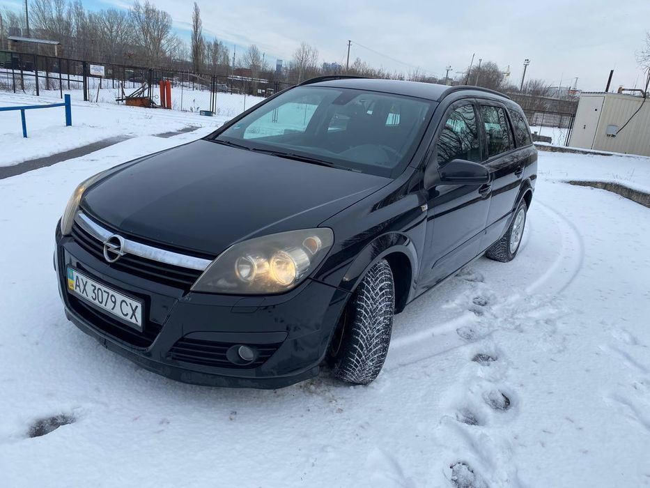 Продам Opel Astra H
