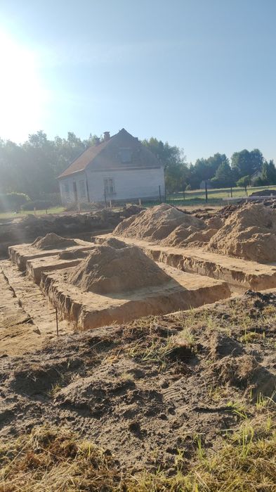 Usługi minikoparka 3 tony oraz wywrotką 3.5 tony i koparką 12 ton