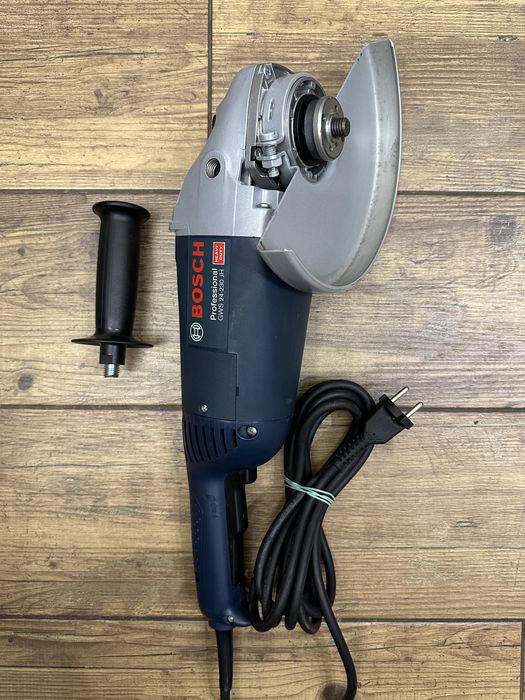 BOSCH Szlifierka kątowa GWS 24-230 JH 2400W | walizka transportowa