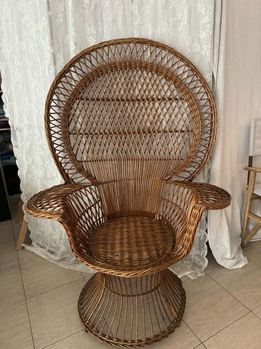 Cadeira Pavão Vintage em Vime/Rattan