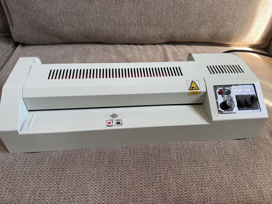 Plastificadora A3 Profissional FGK 320 / VERSAPAT 320