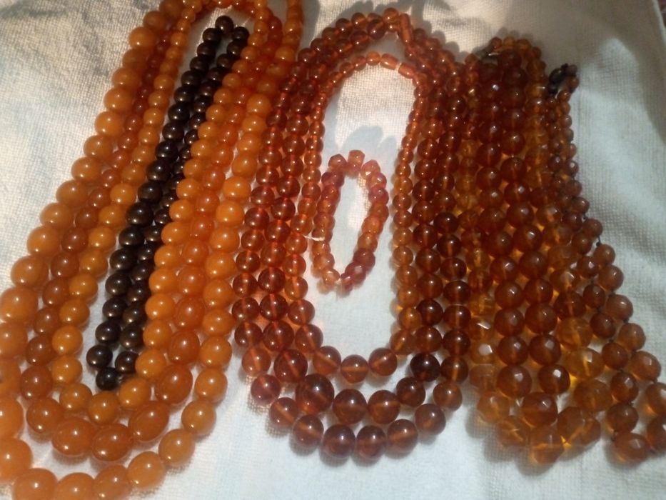 Бусы янтарные СССР, вінтажне гранені буси бруштин,