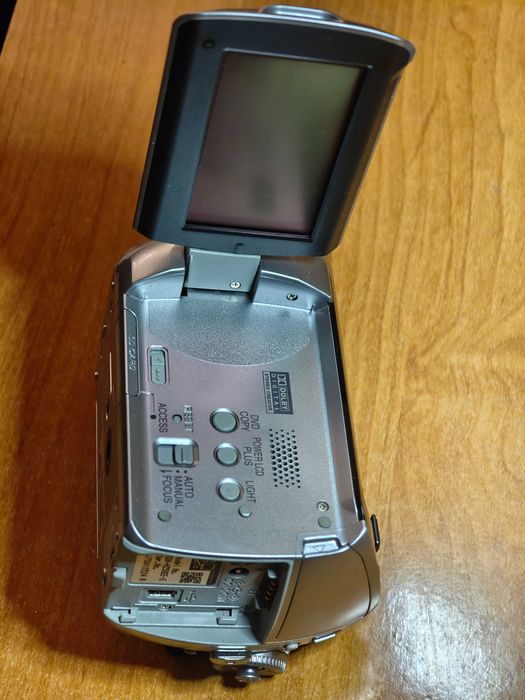 Panasonic SDR-H250EE-S + 2 батареї, зарядне та сумка