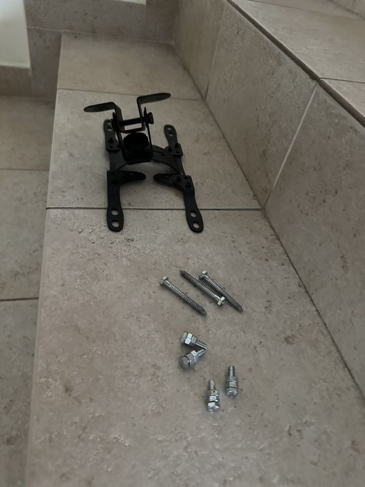 Suporte parede TVs até 36”