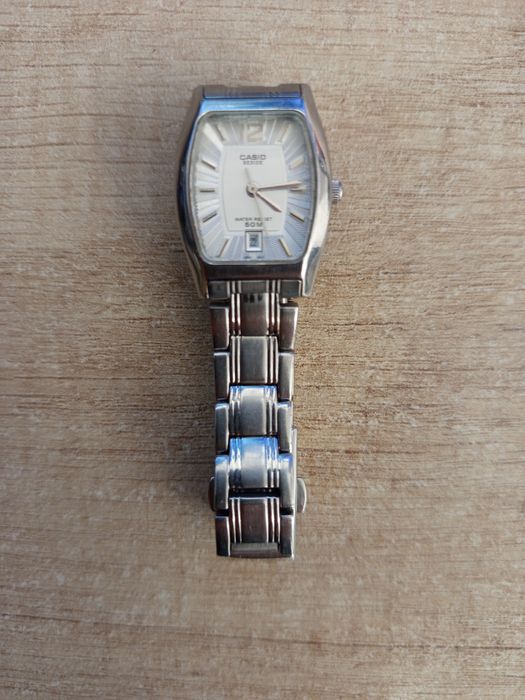 Zegarek casio beside bel 106