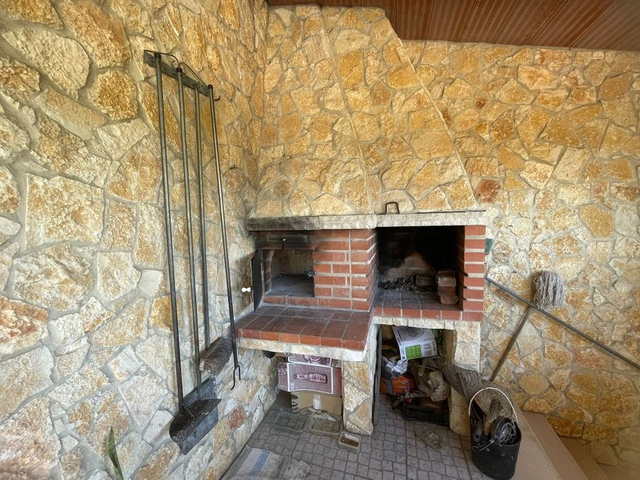 Moradia T4+ em zona de natureza e sossegada  com terreno