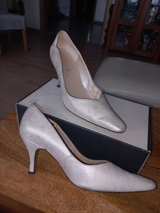 Piękne perłowe szpilki 38.5