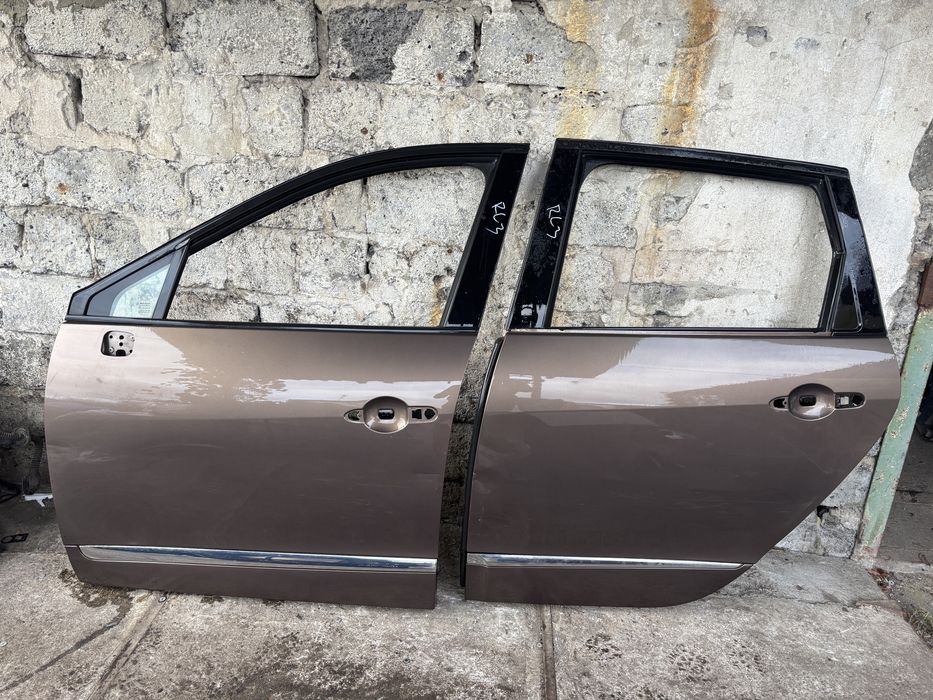 Двері Renault Scenic 3 Grand Scenic 3 Сценік 3 Розборка Вибір кольорів