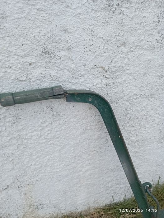 Canga, charrua e cama de solteiro