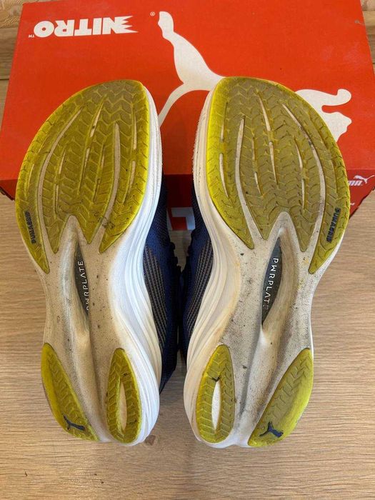 Бігові кросівки чоловічі Puma Deviate NITRO 3