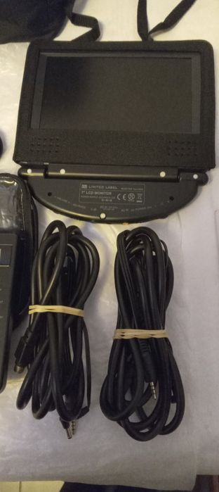 Авто комплект DVD-відео плеєр  МРЕG4, 2 монітора ...