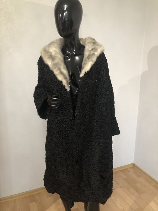 Naturalne futro karakuły kołnierz lis