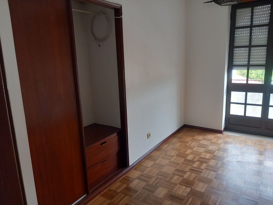 Apartamento T1 para arrendamento