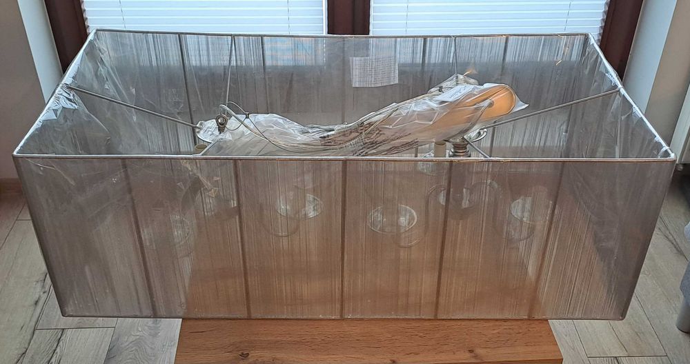 NOWY przepiekny zyrandol