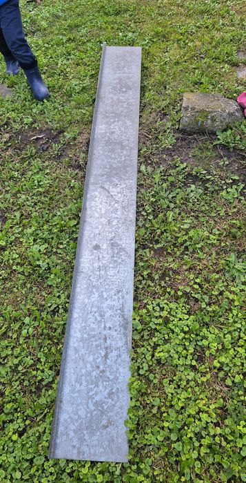 Blacha zagięta 9 płatów kawałków Nowa 2metry