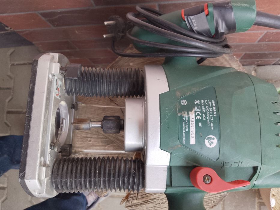 Frezarka Bosh POF1200AF