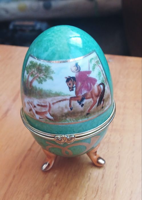 Скринька кераміка яйце