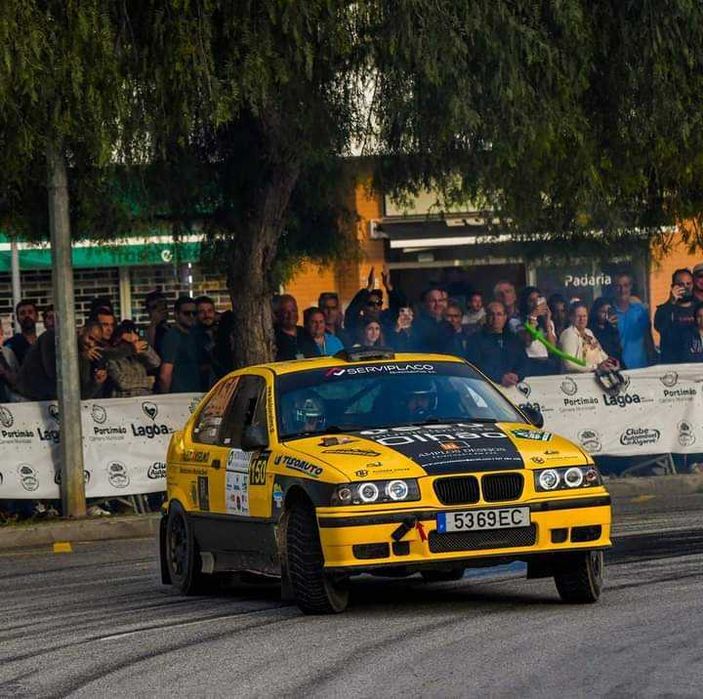 BMW Compact competições
