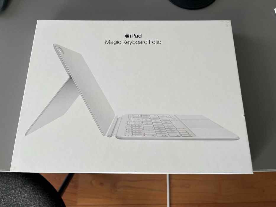 Teclado Magic Keyboard Folio para iPad (A16) - Português