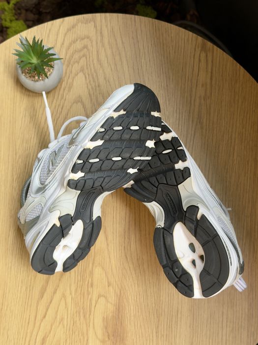 Оригінальні кросівки New Balance 530 White / 37,5