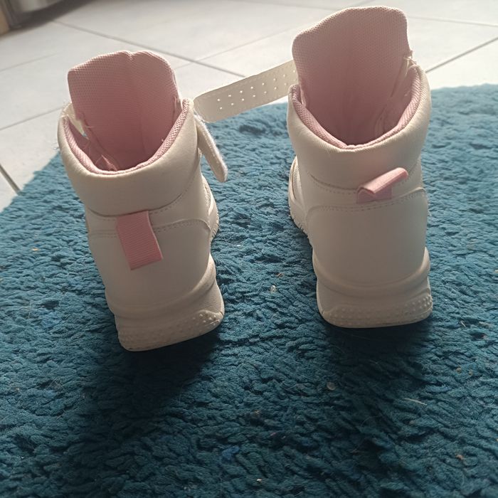 Buty za kostkę dla dziewczynki