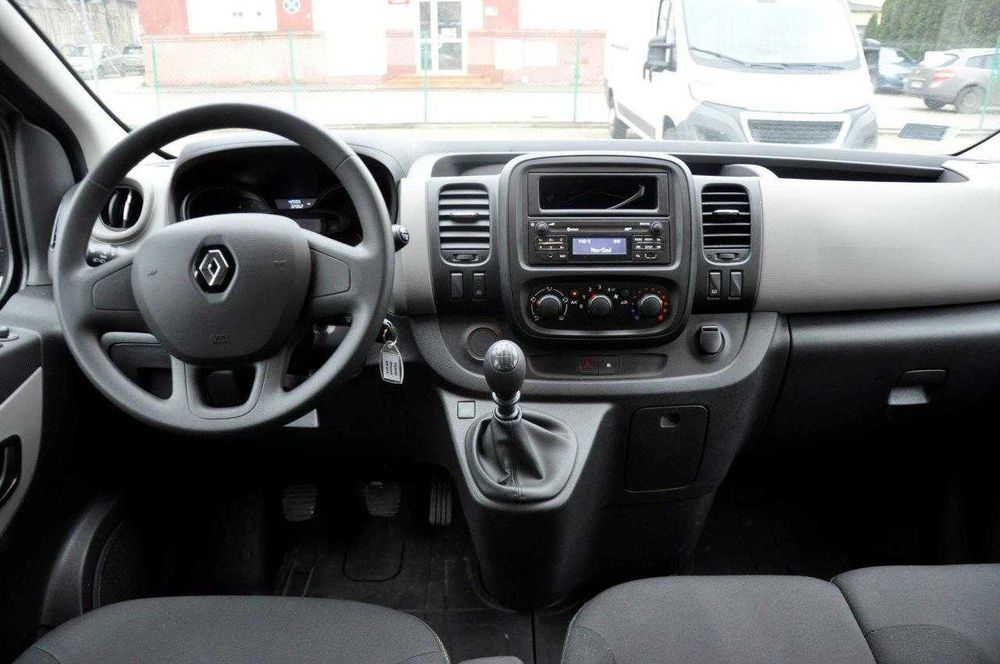 Renault Trafic, Wynajem długoterminowy, wypożyczalnia aut