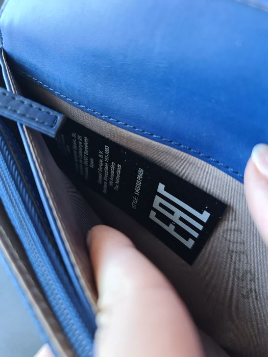 Carteira Porta Documentos Guess Azul