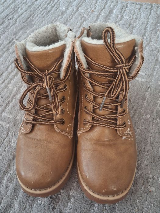 Buty ocieplane dla chlopca 32