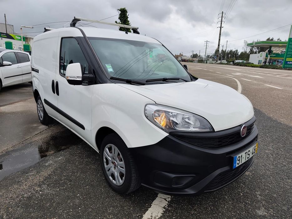 Fiat Doblo 1.3 M-Jet 95CV Basis 3 Lugares IVA Ded.