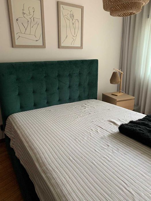 Cama com estrado elevatório 2,00 por 1,60