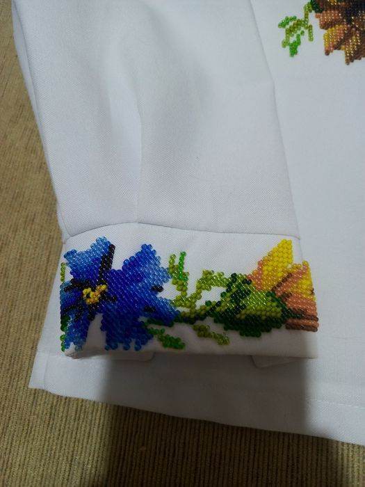 Вишиванка вишита бісером (ручна робота)