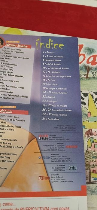 Duas revistas A Bruxinha de 2005