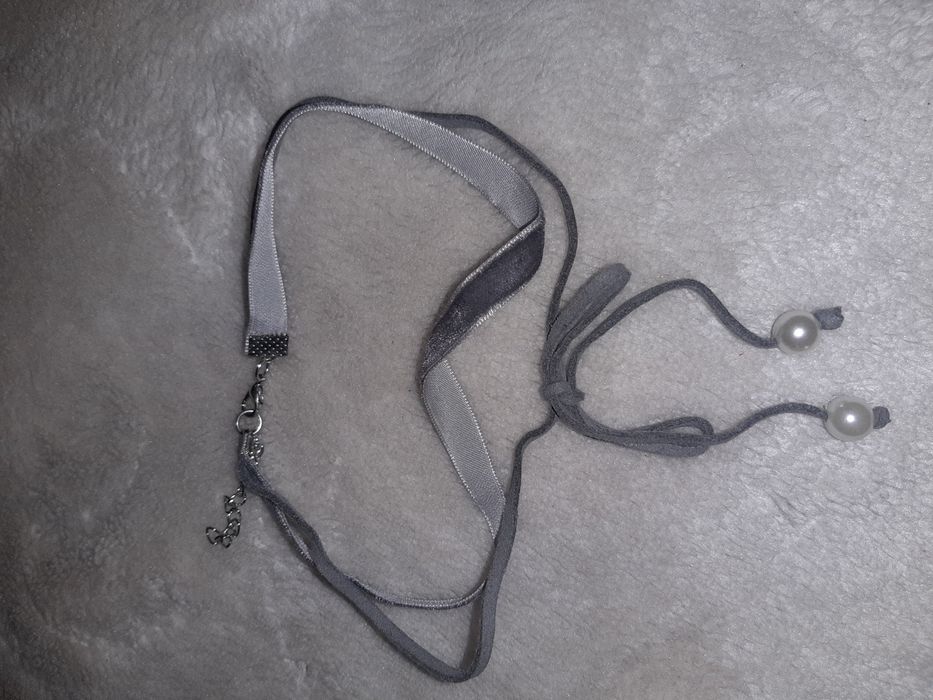Choker szary naszyjnik