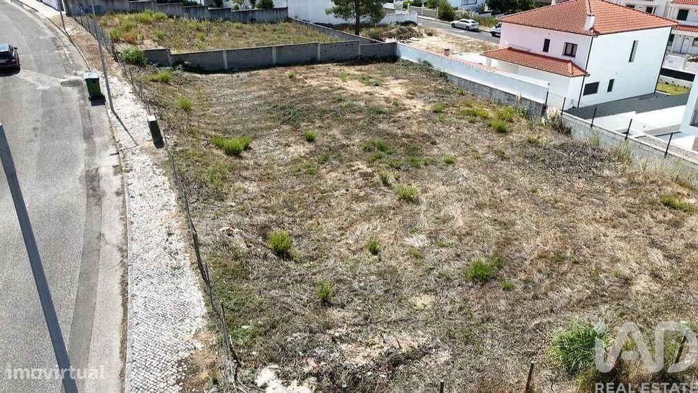 Terreno em Rio Maior de 240,00 m2