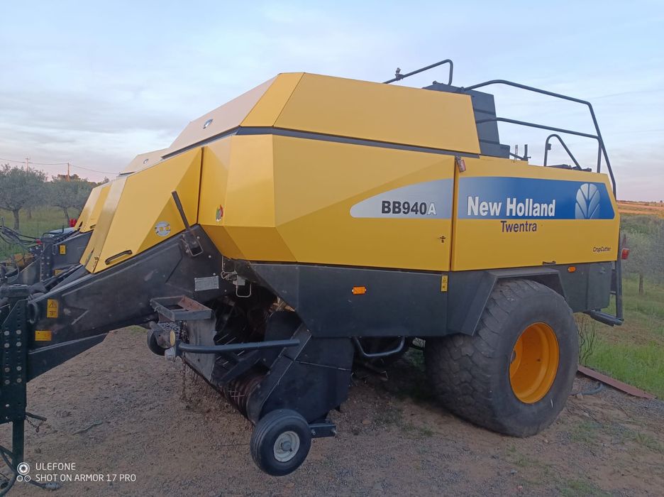 enfardadeira  New Holland bb940