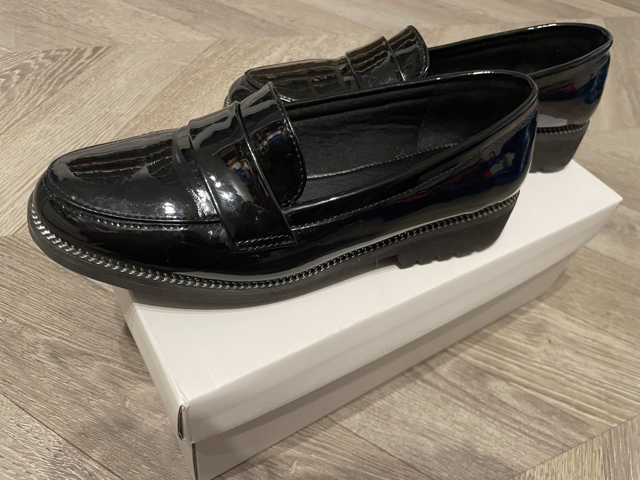 Buty damskie r. 37