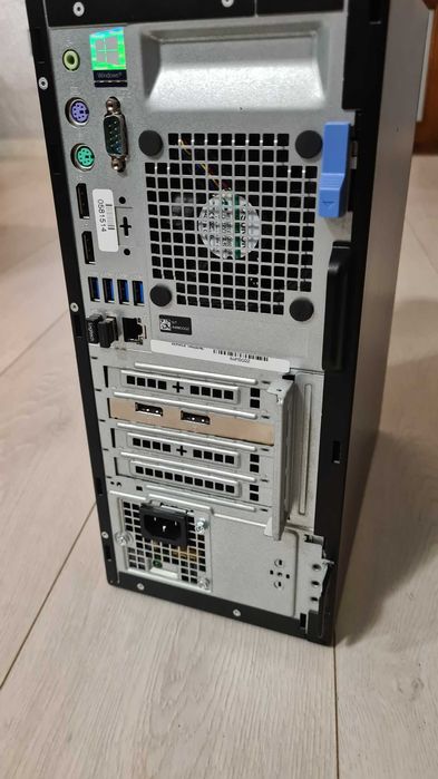 Dell Optiplex Tower 7060 Core i7-8700/32gb ram/512ssd