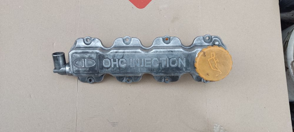 Алюминиевая клапанная крышка Ланос 1.5