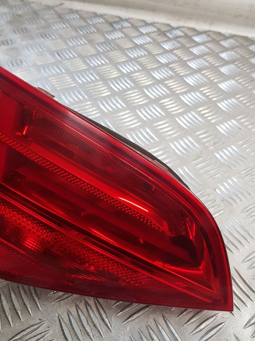 Lampa Lewa Tył W Klapę Wkład 8K9945093 Audi A4 B8 Kombi 10R-