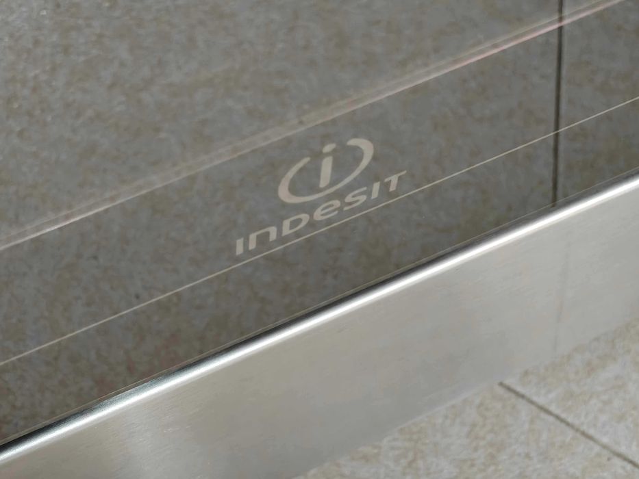 Fogão a gás de livre instalação Indesit 4 bicos, como novo, pouco uso