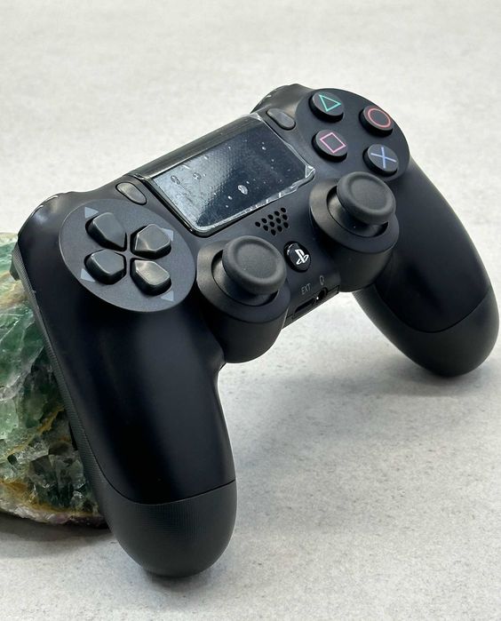 Джойстик PS4 DualShock 4 Wireless Controller чорний новий