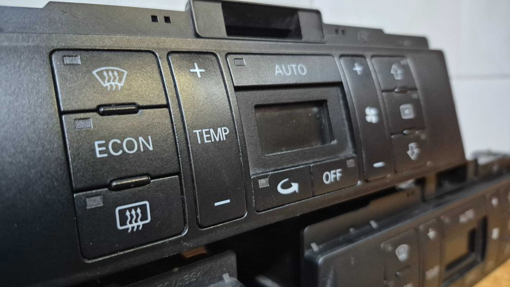 AUDI A4 B5(8D)-Climatronic /Módulo Sofagem Facelift 1Din 8D0,820043M
