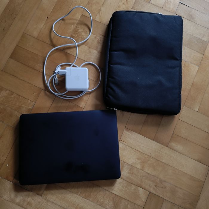 MacBook pro M1 16/512