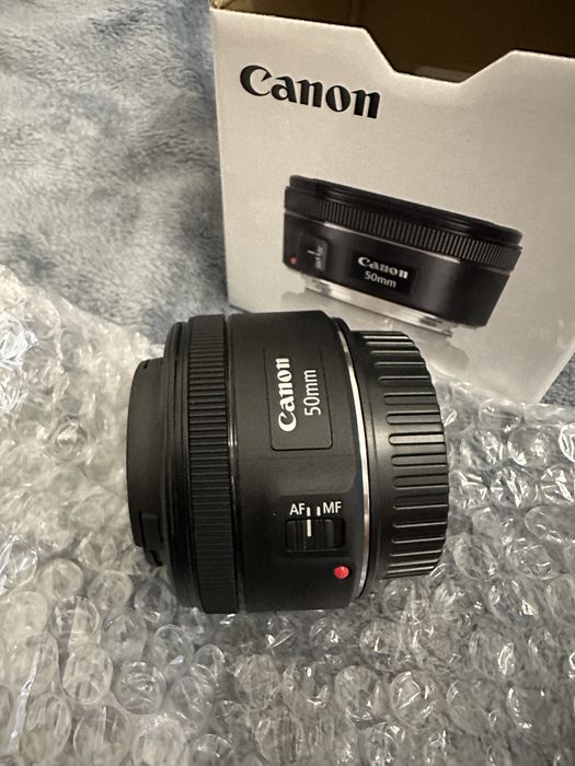 Новий об'єктив Canon EF-M (ідеальний стан, чек, повний комплект)