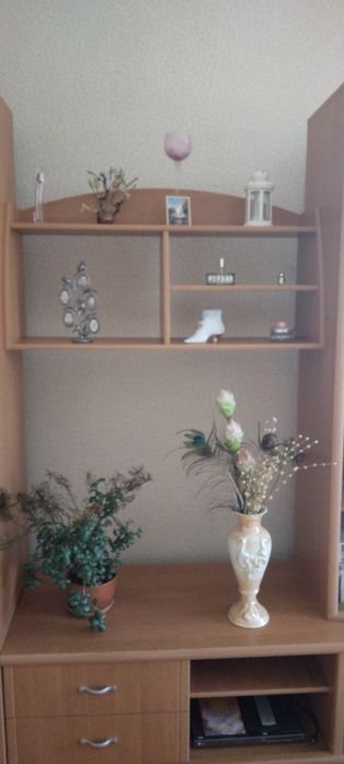 Продам меблі у вітальню