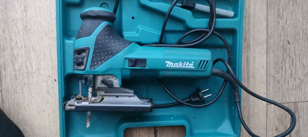 Wyrzynarka Makita 4351FCT jak Nowa.