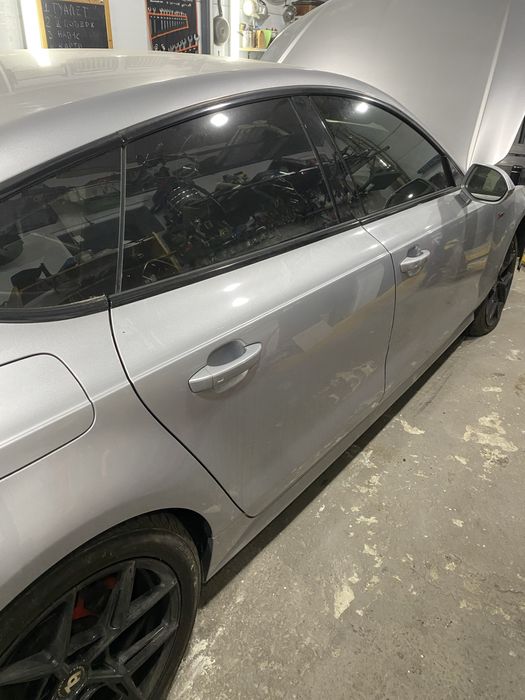 Двері дверка задня ліва права audi a7 4g c7 ідеал в колір LZ7G