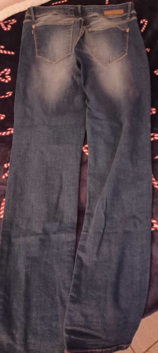Distressed Jeans